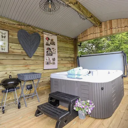 High Rigg Shepherd's Sunrise * Brampton (Cumbria)