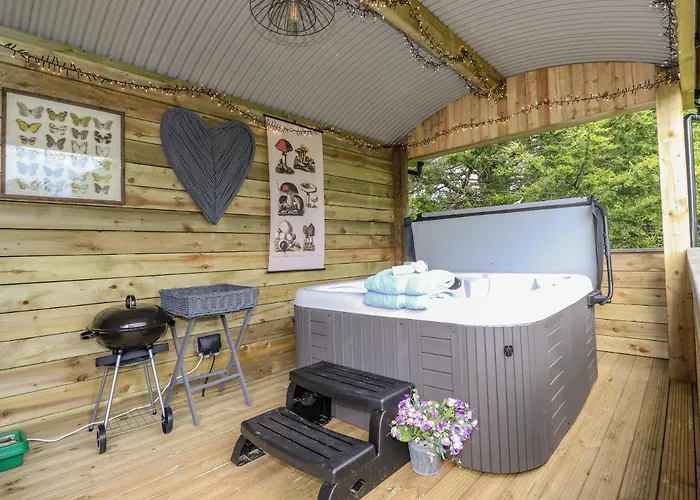 High Rigg Shepherd's Sunrise * Brampton (Cumbria)